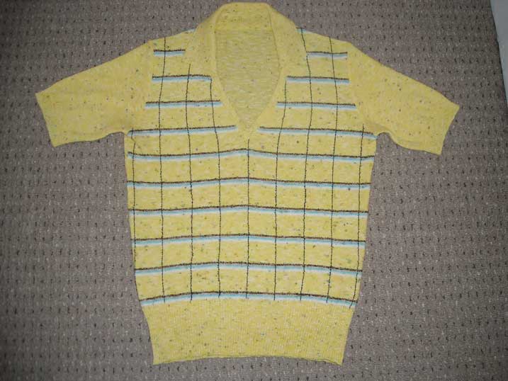 YellowFleckKnitted1.jpg